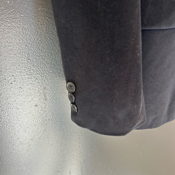 Boys Ralph Lauren size 16 velvet tuxedo coat in excellent condition - Picture 8 of 15